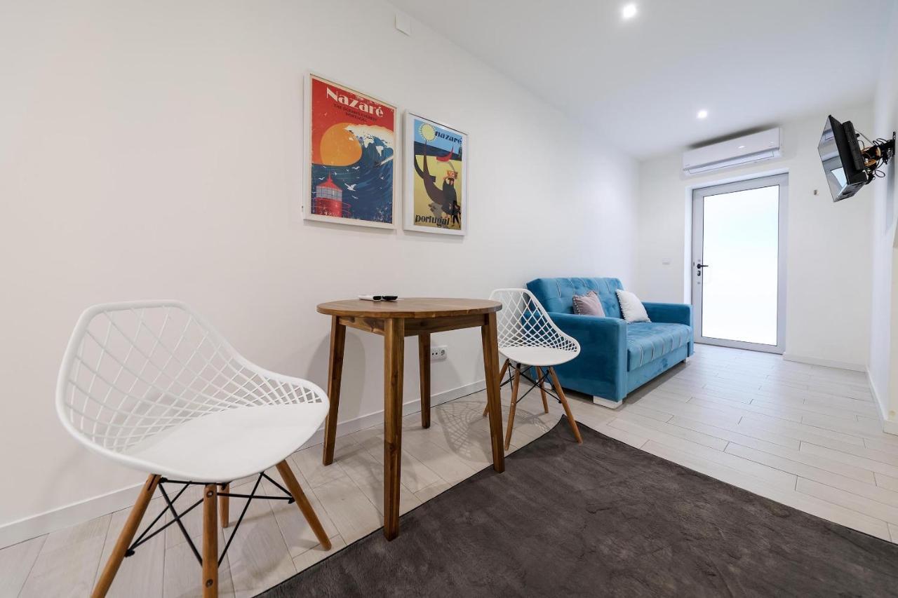 Casa da Candida one place, many things Nazare Bagian luar foto